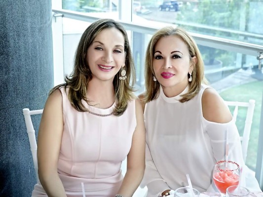 Carlota Altamirano y Marla Sarmiento.