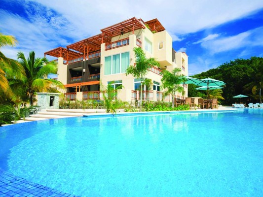 7. Grand Roatan Caribbean Resort (Roatan, Bay Island)