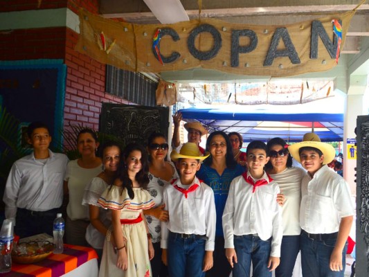 El Día Típico de la Episcopal El Buen Pastor  