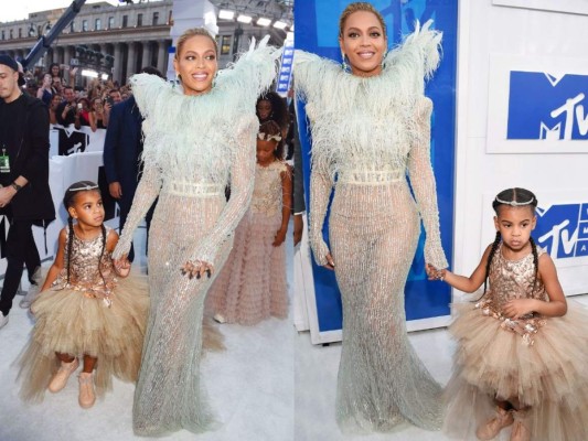 La reina y princesa del cuento. Así se veían Beyoncé y Blue Ivy en los VMAs de 2016