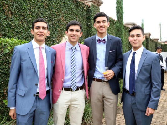 Senior Breakfast de la American School