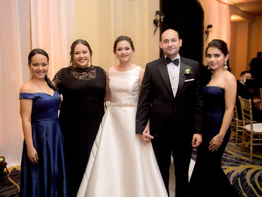 La boda de Azaria Martínez y Fernando Torres