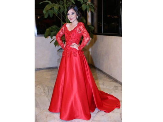 Mayan School celebra su prom al estilo los Oscar