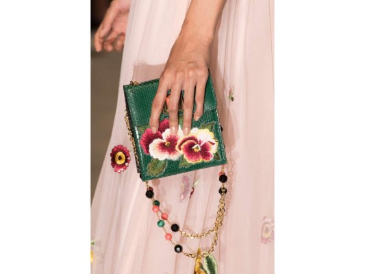 Mini bag con bordado floral by Andrew GN