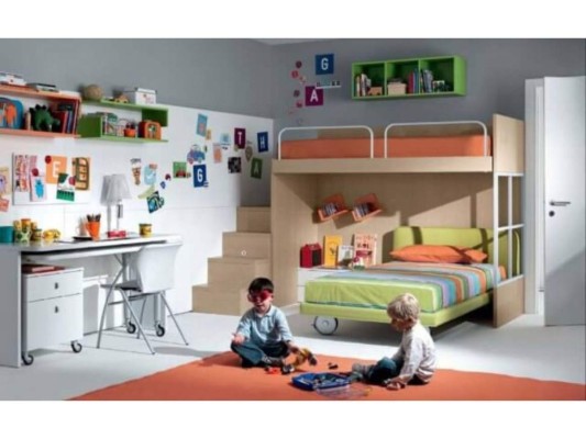 Asegúrese que los niños estén seguros y protegidos.<br/>Especialmente en caso de inundación en la casa.<br/>