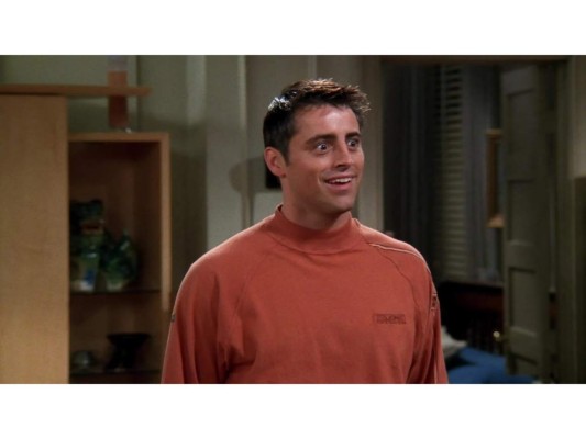'Todo me parece más pequeño, todo el escenario', señaló Matt LeBlanc, y es que luego de que pasara tanto tiempo sin pisar el set de grabación de la famosa serie el actor se sorprendió.