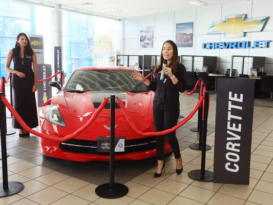 Corvette de la marca Chevrolet por primera vez en Honduras.