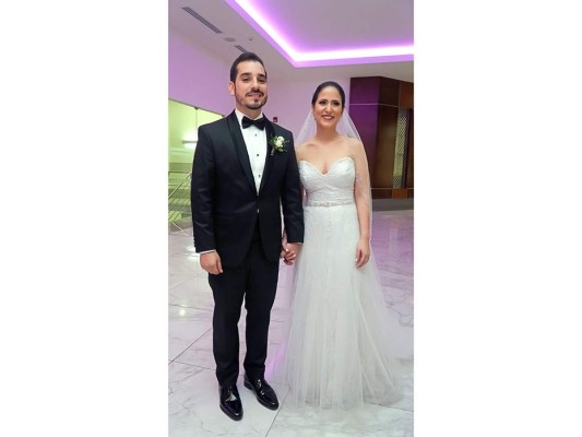 Giancarlo Rietti y Ruth Estévez celebran su boda   