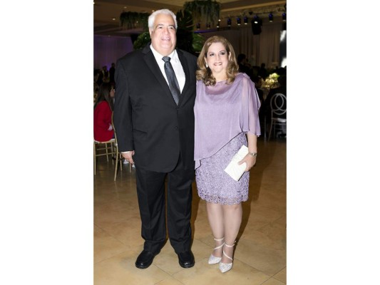 Camilo Kafati recibe homenaje El Forjador 2017  