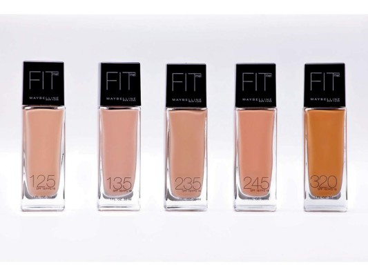 Fit Me es una base de maquillaje mate especial para pieles mixtas o grasas by Maybelline