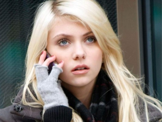 ¿Recuerdas a la pequeña Cindy Lu de El Grinch? Ella pasó a ser Jenny Humprey en Gossip Girl. Taylor Momsen dejó de actuar en 2011, cuando tenía 18, para enfocarse en su música.