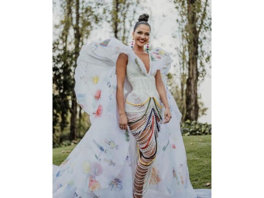 Miss Sudáfrica, Natasha Joubert.