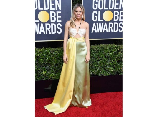 Sienna Miller opto por un escote casual por parte de Gucci pero no resultó para nada