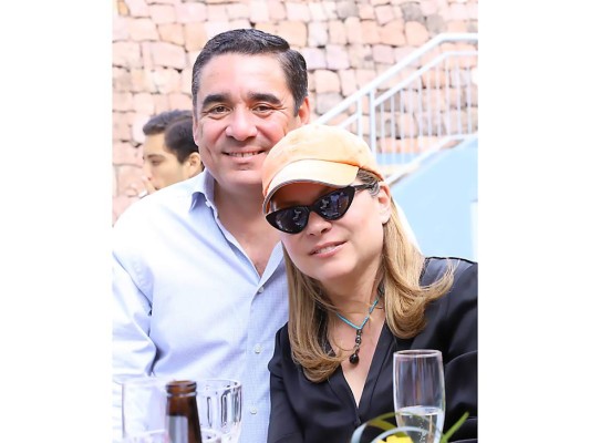 Celebración por el cumpleaños de Sonia Patricia Castillo Casanova