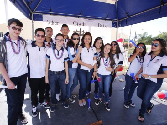 Senior entrance de Mount View Academy&nbsp;&nbsp;