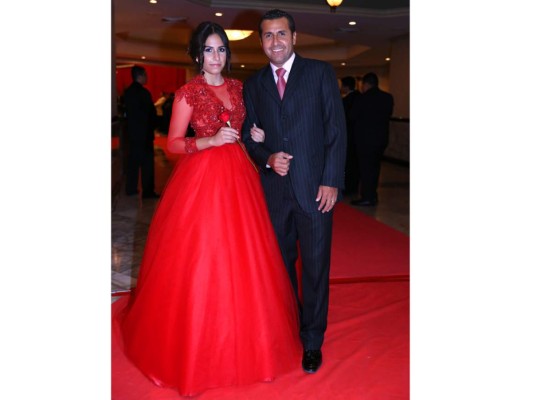 Mayan School celebra su prom al estilo los Oscar