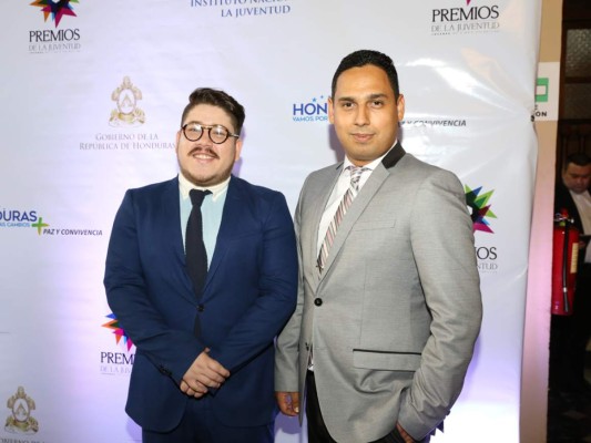 Gobierno reconoce logros de jóvenes hondureños