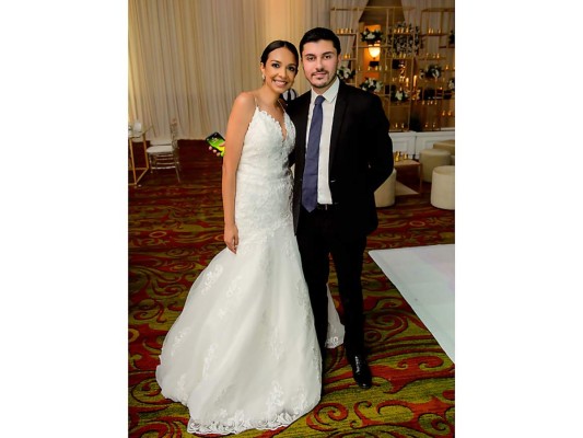 La boda de Henry Mauricio Soliman y Victoria Alejandra Valladares