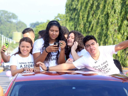 Senior Entrance de Agape Christian Academy El Progreso