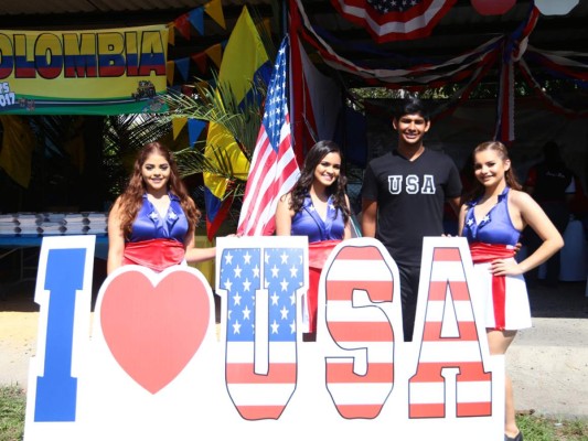 Festival Folclórico de la Academia Americana