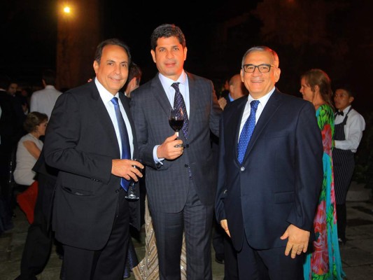 Elegante fiesta nupcial para Sofia Barletta y Jorge Vitanza