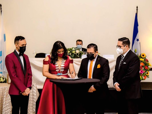 Juramentan nueva directiva de la Cámara Junior