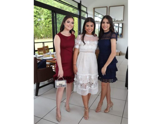 Almuerzo en honor a los seniors de Pinares