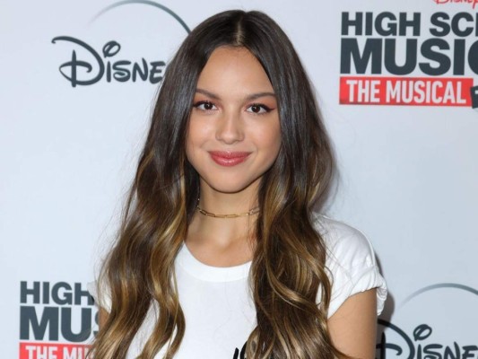 Participó en 'High School Musical: The Musical, The series'', donde dio vida a Nini Salazar Roberts.