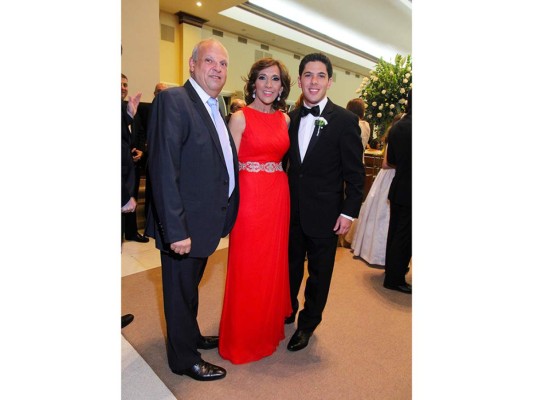 Roberto Facussé y Sophie Andonie unen sus vidas en matrimonio&nbsp;&nbsp;