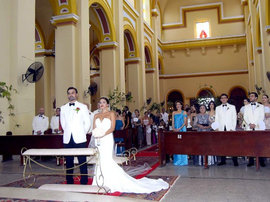 Boda Religiosa de Carlos Moreira y Sabrina Mahchi