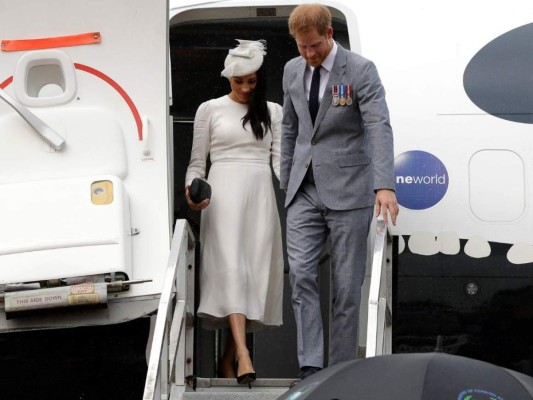 El Príncipe Harry habla de la controversia del jet privado  