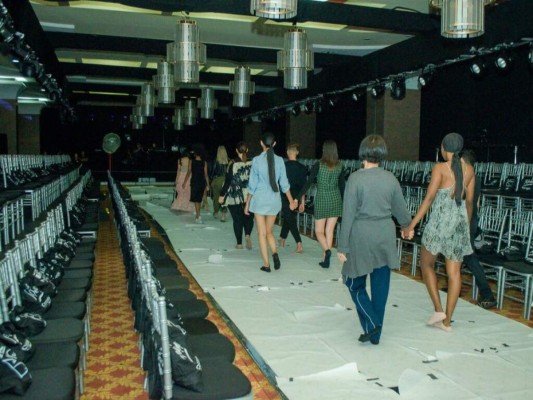 Momentos en Backstage en Estilo Moda 2019