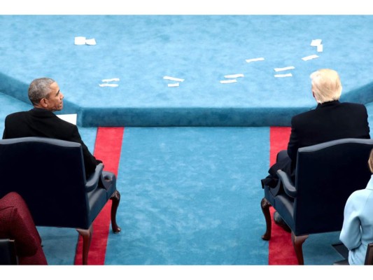 En una hermosa gráfica, Barack Obama observa a su sucesor Donald Trump