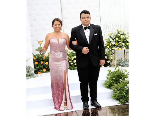 Rocío y Rodrigo Urbizo