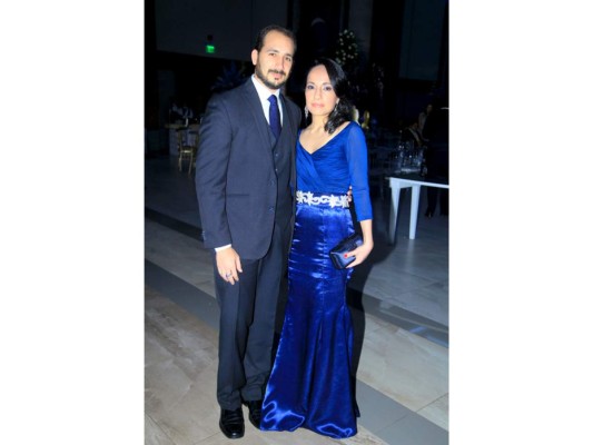 Elegante recepción para Jacobo y Nathalie Handal  