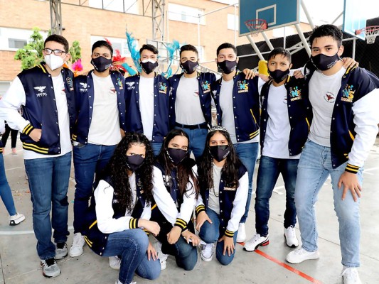 Óscar Palma, Diego Flores, Tulio Chávez, José Elías Rodríguez, Xander Lanza, Mario Ávila, Italo Lozano, María José Zelaya, Daniela Amayaz y Tifany Barahona