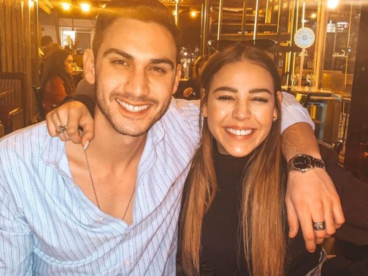 Alejandro ha compartido telenovelas con la que ha definido como su mejor amiga, la actriz Danna Paola y con la también cantante y actriz Belinda, desde que todos eran unos niños.