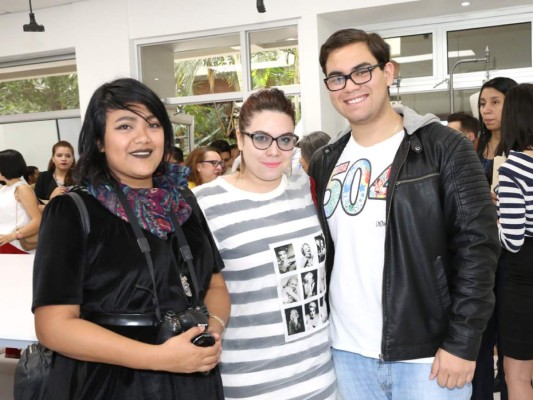 Unitec inaugura su carrera de modas y taller de diseño