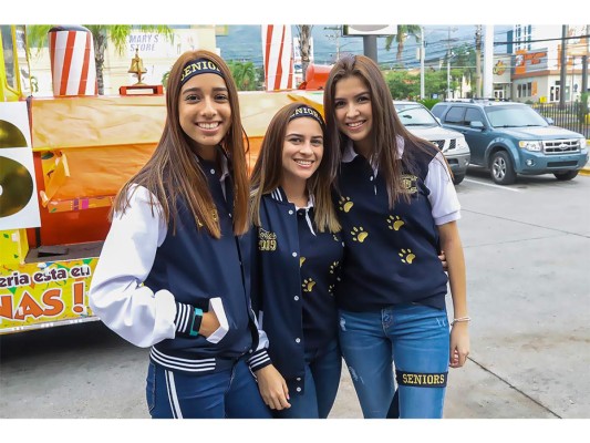 Así fue el seniors entrance de la Academia Americana