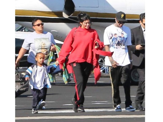 Las famosas llegaron al país centroamericano para filmar parte de su reality Keeping Up With the Kardashians