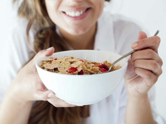 <br/>Fibra<br/><br/>El gran secreto para manejar el peso y suprimir el apetito es incrementar el consumo de fibra dietética. Encuentrala en vegetales, frutas y granos integrales.