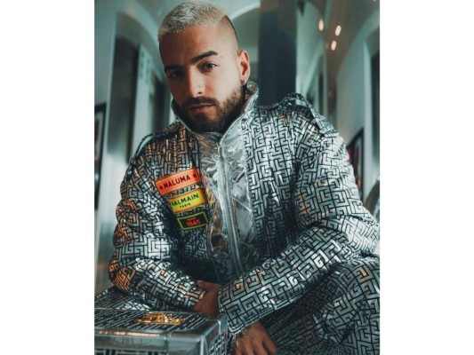 Maluma: El cantante colombiano explotó las redes sociales con el traje que le envío la marca.