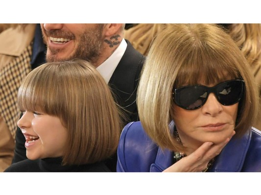 Harper Seven y su look al estilo Wintour