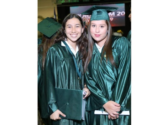 Graduación de los Seniors 2019 de Elvel School