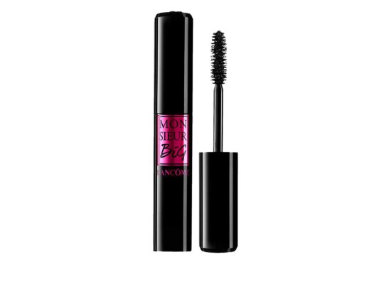 Monsieur Big. La máscara voluminizadora que ofrece hasta 12 veces más volumen y 24 horas de duración, para lograr las pestañas más grandes, más negras y más audaces que hayas tenido by Lancôme