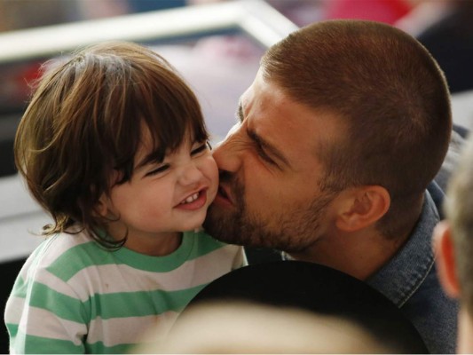 Primera foto de Sasha y Milan Piqué juntos!