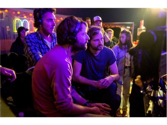 2. Stranger Things podría terminar después de cuatro temporadas<br/>Ross Duffer le dijo a Vulture que estaba pensando que Stranger Things terminará después de cuatro temporadas. El y su hermano han dicho que quieren mantener la historia realística. Por esa misma razón, ellos piensan que van a hacer cinco temporadas y terminarán ahí.
