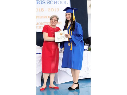 Graduación de la clase 2019 de Macris School