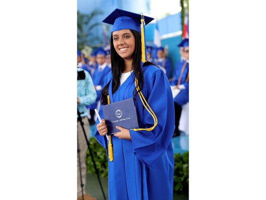 Graduación de la clase 2019 de Macris School