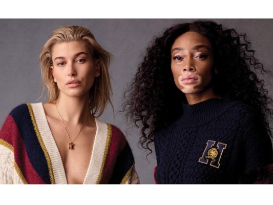 Hailey Baldwin y Winnie Harlow son la imagen de Tommy Hilfiger